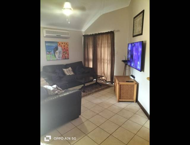 3 BEDROOM PROPERTY TO RENT IN BIRDSWOOD